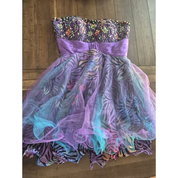Purple Strapless Sequin Zebra Tulle Dress Size 8 By Jasz Couture - Picture 4 of 7